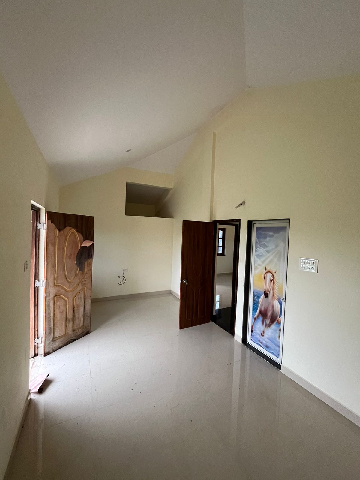 Spacious 4 Bedroom Bungalow in Mandopa, Navelim
